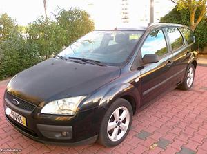 Ford Focus SW 1.6 TDCi Junho/05 - à venda - Ligeiros