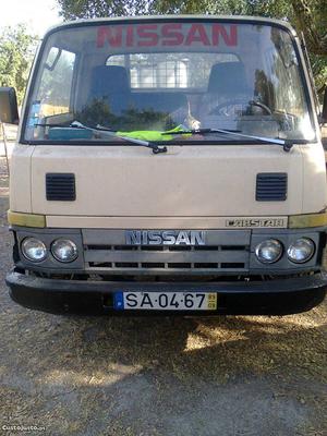 Nissan Pick Up Cabstar F22 Setembro/89 - à venda - Pick-up/