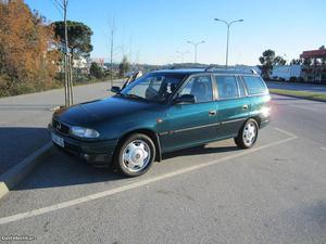 Opel Astra Caravan série F Julho/97 - à venda - Ligeiros