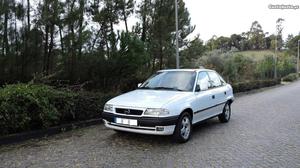 Opel Astra GT cv Ac Julho/94 - à venda - Ligeiros