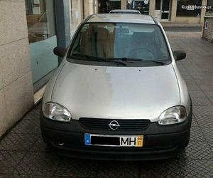 Opel Corsa 1.0 eco Novembro/98 - à venda - Ligeiros