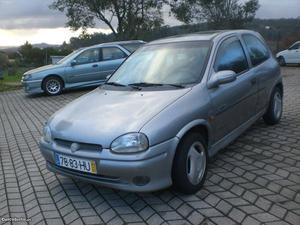 Opel Corsa 1.5 Junho/97 - à venda - Ligeiros Passageiros,