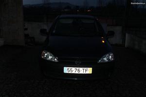 Opel Corsa Confort Março/02 - à venda - Ligeiros