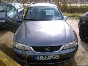Opel Vectra  dti 125cv Fevereiro/03 - à venda -