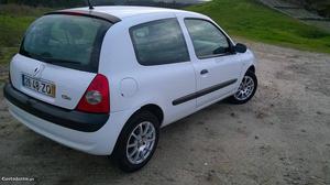 Renault Clio 1.2 3portas Março/05 - à venda - Ligeiros