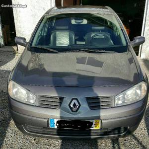 Renault Mégane dci Julho/04 - à venda - Ligeiros