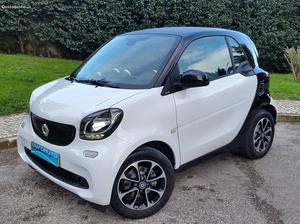 Smart ForTwo 1.0 Passion 71 Auto. Março/16 - à venda -