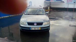 VW Passat 1.9 Fevereiro/99 - à venda - Ligeiros