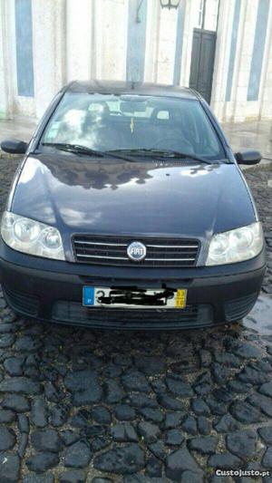 Fiat Punto 1.2 8v Outubro/03 - à venda - Ligeiros