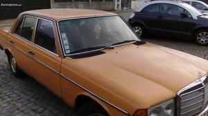 Mercedes-Benz 300 D LIMUSINE C TECTO Março/80 - à venda -