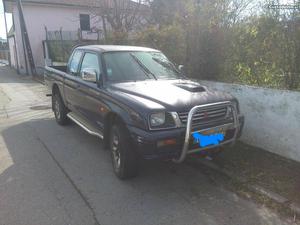 Mitsubishi L Abril/98 - à venda - Pick-up/