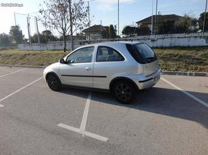 Opel Corsa 1.3 CDTI SPORT Agosto/04 - à venda - Ligeiros