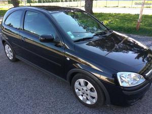 Opel Corsa 1.3CDTI KM Outubro/06 - à venda -