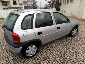 Opel Corsa 1.5 TD Fevereiro/99 - à venda - Ligeiros