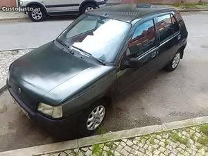 Renault Clio  Julho/92 - à venda - Ligeiros