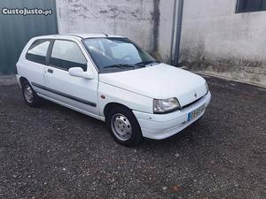 Renault Clio Van 1.9D  Novembro/96 - à venda -