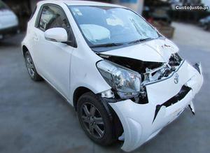 Toyota iQ  - Salvado Janeiro/10 - à venda -