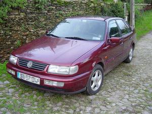 VW Passat 1.9 TDI Novembro/94 - à venda - Ligeiros