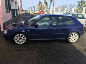 Audi A3 1.9 tdi Janeiro/98 - à venda - Ligeiros