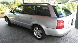 Audi A4 Avant 110 cv Outubro/98 - à venda - Ligeiros