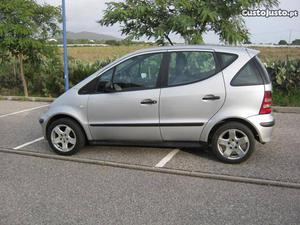 Mercedes-Benz A 160 CDI DIESEL 5 LUGARES Fevereiro/02 - à