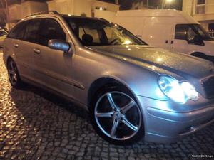 Mercedes-Benz C 220 cdi avantgarde Janeiro/03 - à venda -