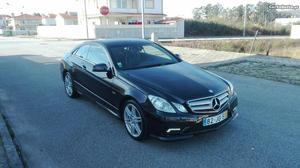 Mercedes-Benz E 250 AMG Junho/10 - à venda - Ligeiros