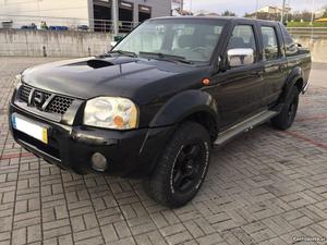 Nissan Navara 2.5 TD 133Cv Fevereiro/03 - à venda -