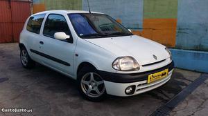 Renault Clio 1.5 DCI 2Lug. Junho/01 - à venda - Comerciais