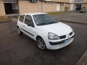 Renault Clio 1.5 dci Julho/04 - à venda - Comerciais / Van,