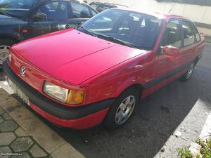 VW Passat 1.9 td Outubro/93 - à venda - Ligeiros