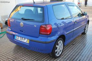 VW Polo 1.4 gasolina 75cv Abril/00 - à venda - Ligeiros