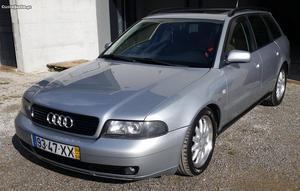 Audi A4 Avant Setembro/96 - à venda - Ligeiros Passageiros,