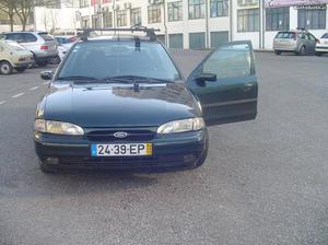 Ford Mondeo 1.8 TD Dezembro/94 - à venda - Ligeiros