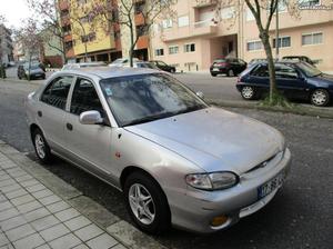 Hyundai Accent v A/C Maio/98 - à venda - Ligeiros