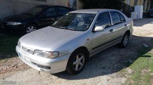 Nissan Almera 2.0 d 5 lugares Maio/97 - à venda - Ligeiros