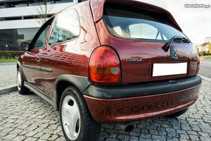 Opel Corsa v sport Outubro/94 - à venda - Ligeiros