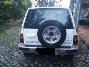 Suzuki Vitara Carro Fevereiro/98 - à venda - Ligeiros