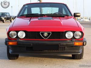 Alfa Romeo GTV 6 2,5 Junho/83 - à venda - Ligeiros