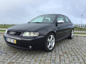 Audi A3 sport S Lune Janeiro/01 - à venda - Ligeiros