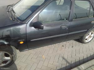 Ford Fiesta 1.25 gasolina Janeiro/97 - à venda - Ligeiros