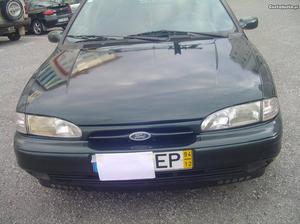 Ford Mondeo 1.8 TD Dezembro/94 - à venda - Ligeiros