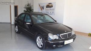 Mercedes-Benz C 270 Avantgarde Fevereiro/04 - à venda -