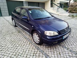 Opel Astra 1.4 club Dezembro/99 - à venda - Ligeiros