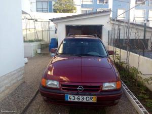 Opel Astra caravan Outubro/93 - à venda - Ligeiros