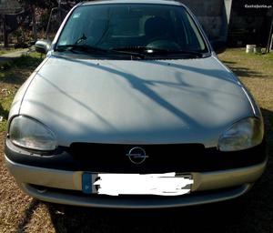 Opel Corsa 1.0 Dezembro/98 - à venda - Ligeiros