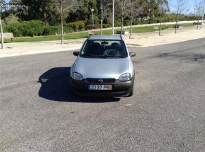 Opel Corsa 1.2 Fevereiro/00 - à venda - Ligeiros