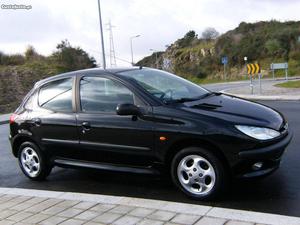 Peugeot 206 Diesel 5Lugares Março/00 - à venda - Ligeiros