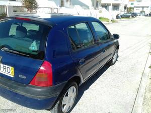 Renault Clio clio ll interiores do lll Maio/01 - à venda -