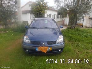 Renault Clio v 98cv Julho/01 - à venda - Ligeiros